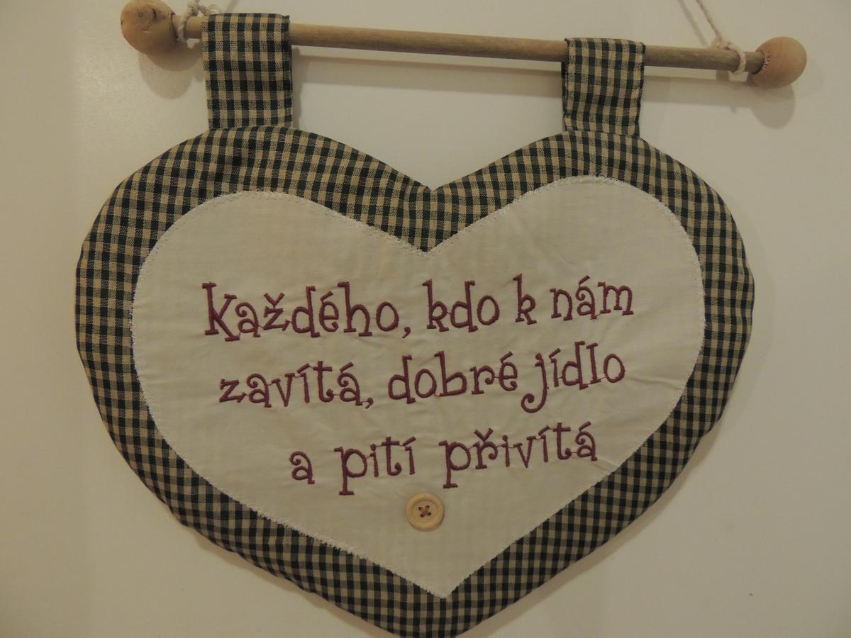 Stratená Penzion Borovica מראה חיצוני תמונה